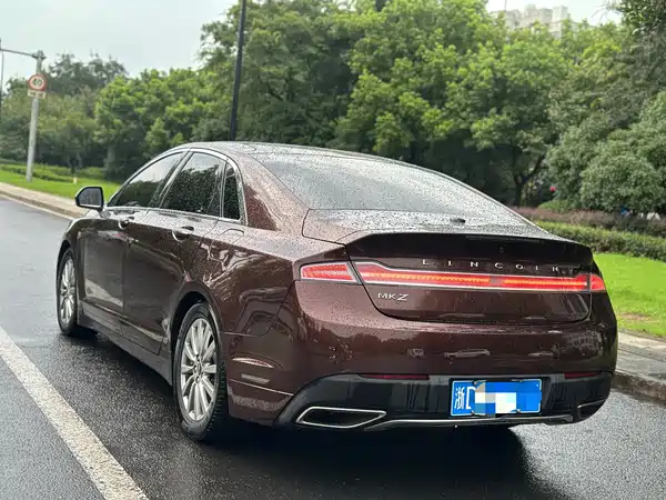 Lincoln MKZ 2019