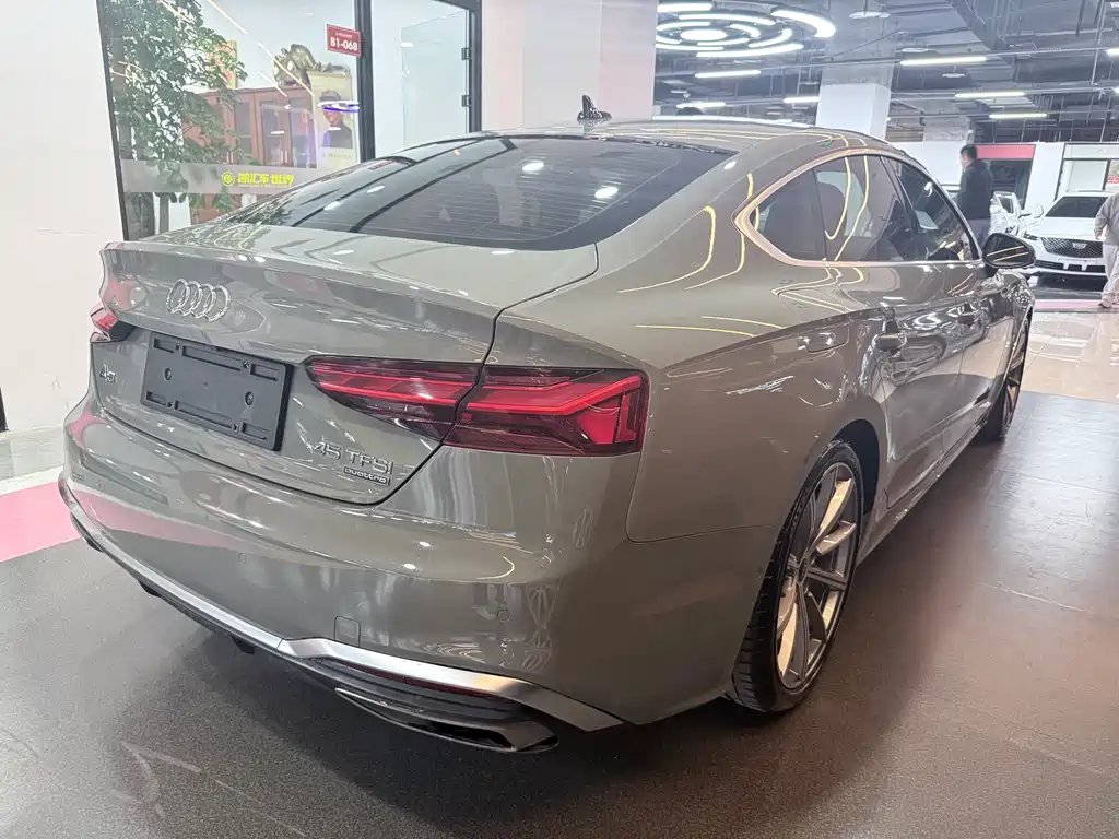 Audi A5 2021 — фото 19
