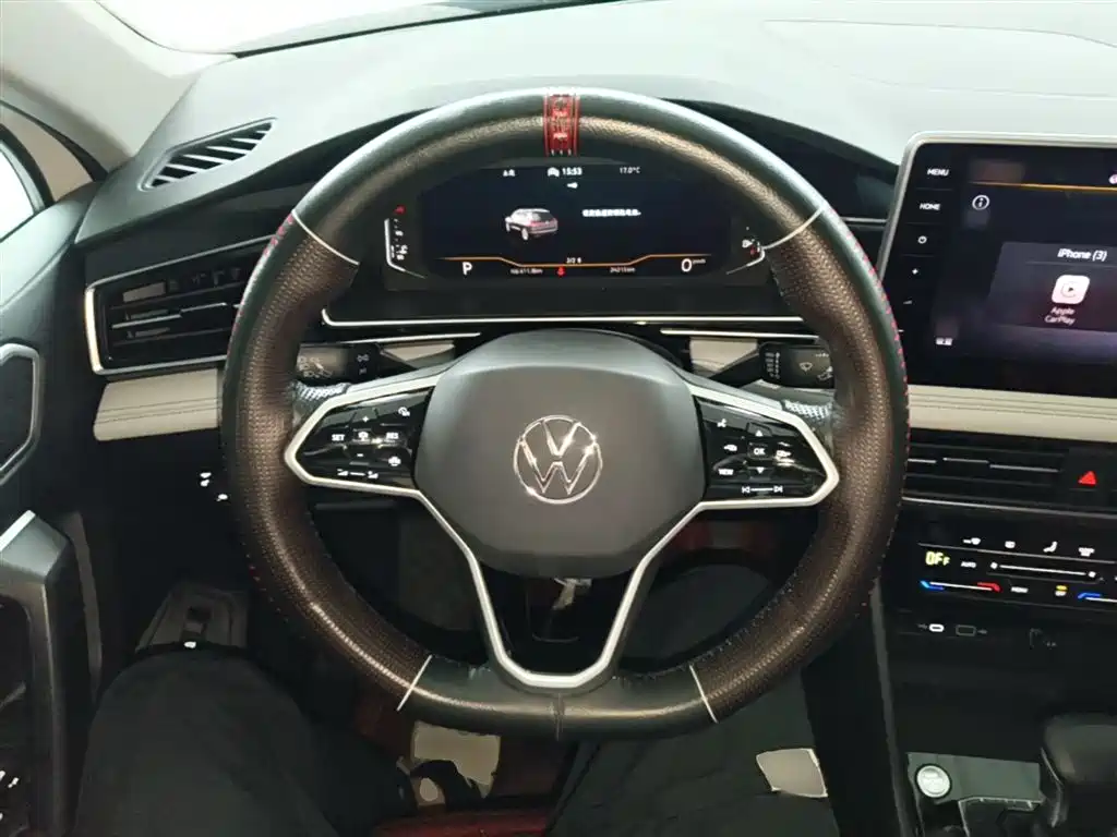 Volkswagen Tiguan L 2022 — фото 11