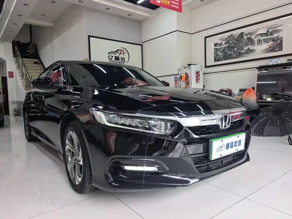 Honda Accord 2018 — фото 2