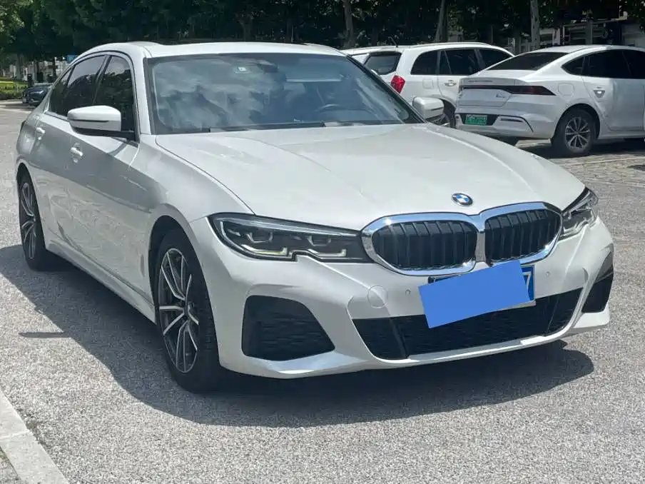 BMW 3 Series 2021