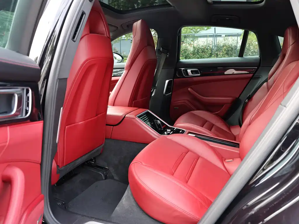 Porsche Panamera 2017 — фото 10