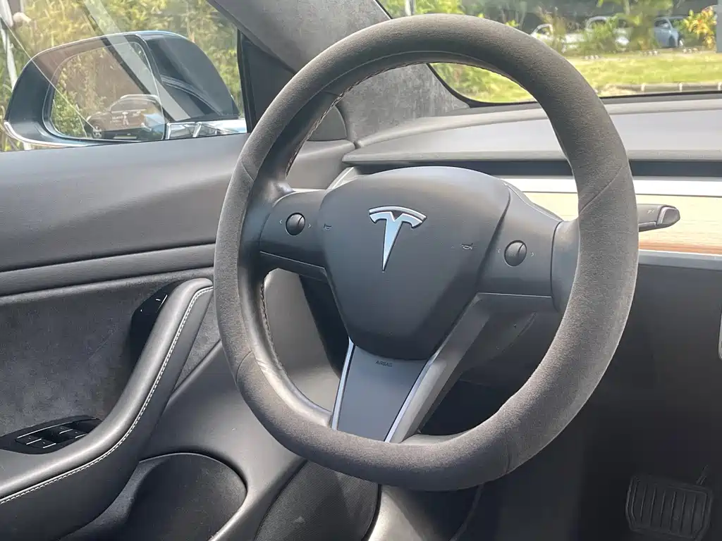 Tesla Model 3 2019 — фото 20