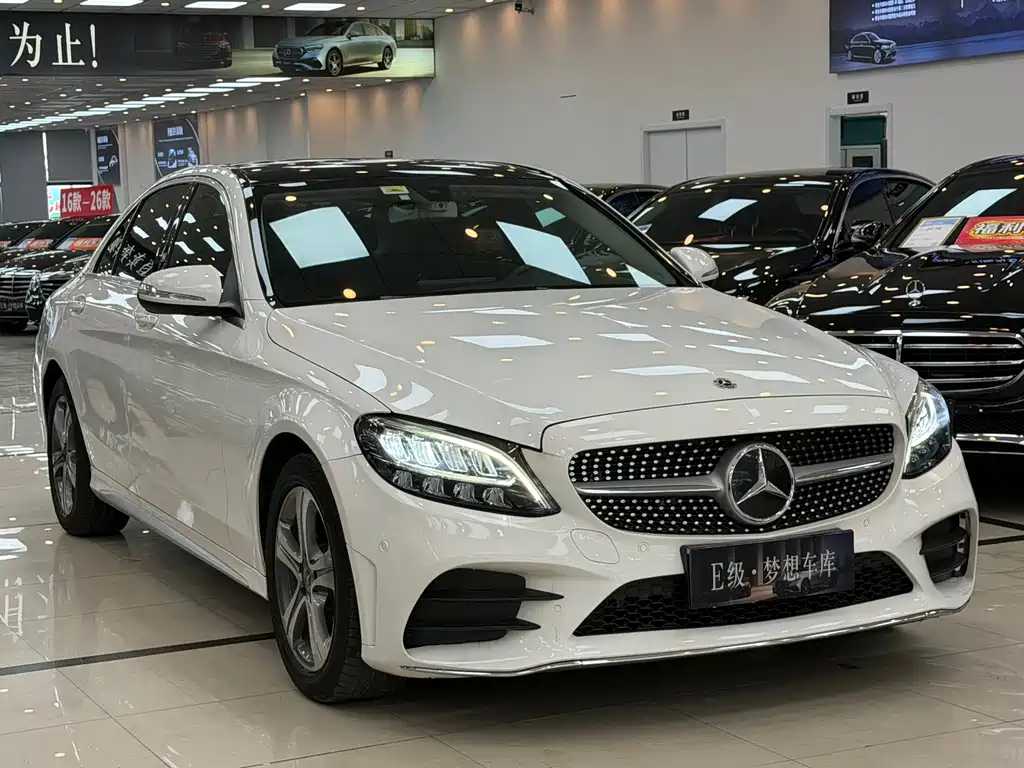 Mercedes-Benz C-Class 2020 — фото 2
