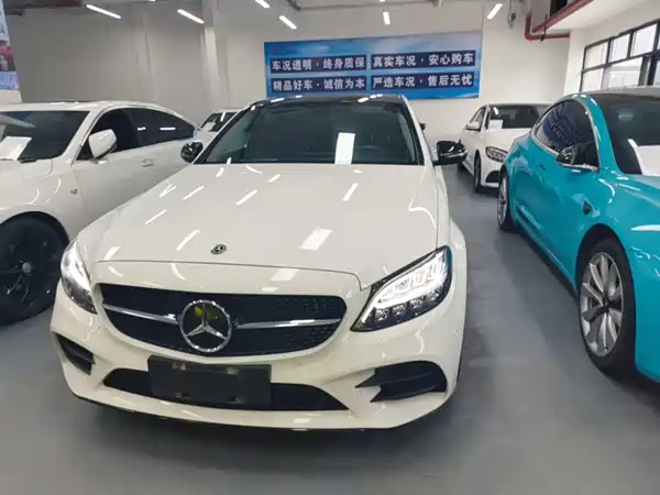 Mercedes-Benz C-Class 2021