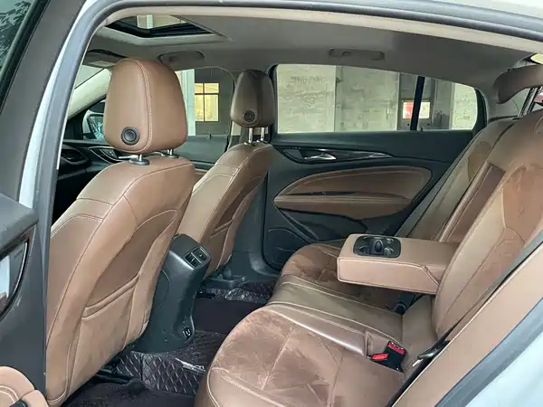 Buick Regal 2020