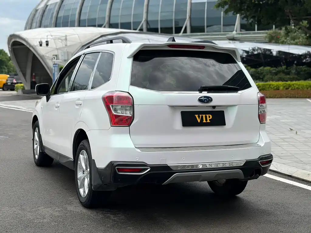 Subaru Forester 2014 — фото 14