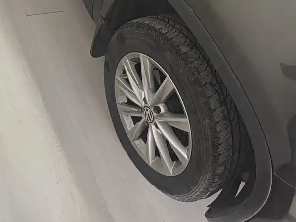 Volkswagen Tiguan 2015