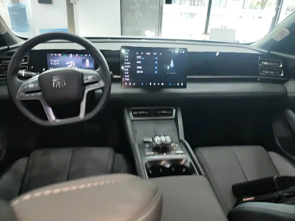 BYD Qin L 2025 — фото 10