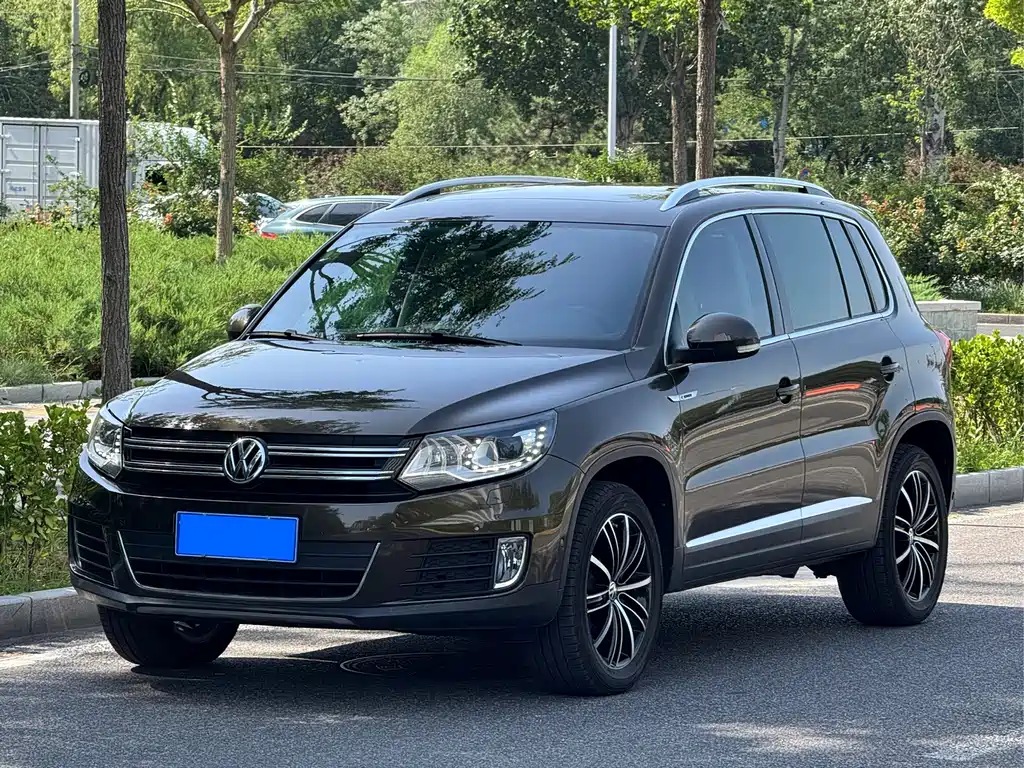 Volkswagen Tiguan 2016 — фото 1