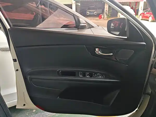 Kia K4 2016
