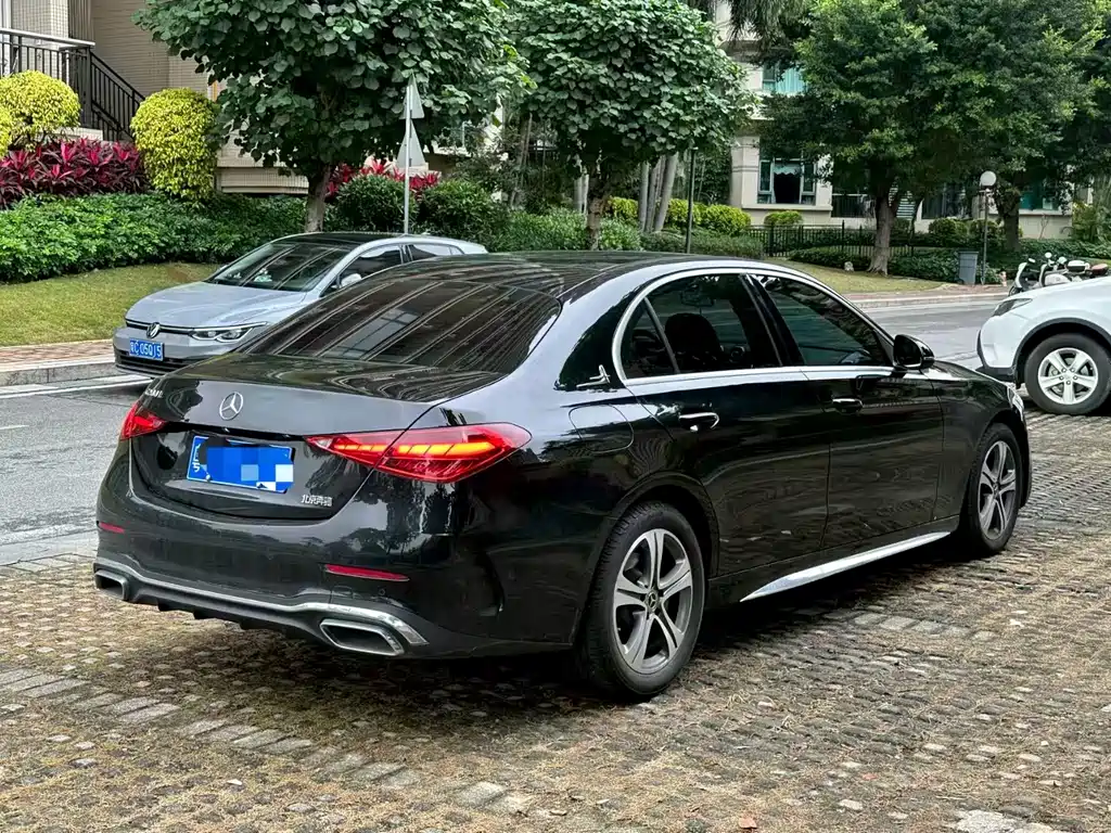 Mercedes-Benz C-Class 2022 — фото 3