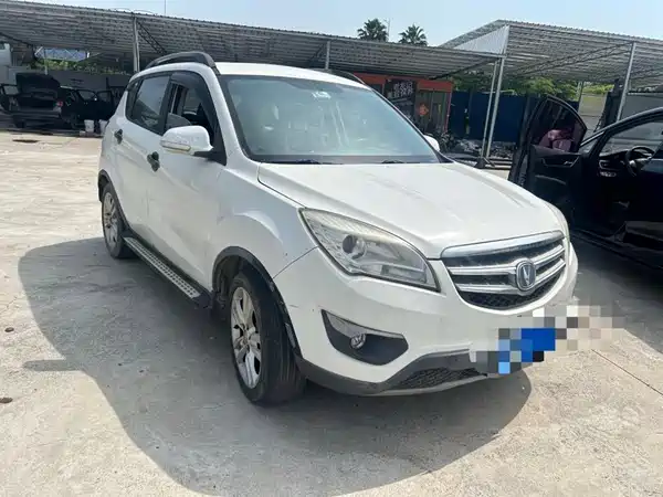 Changan CS35 2013
