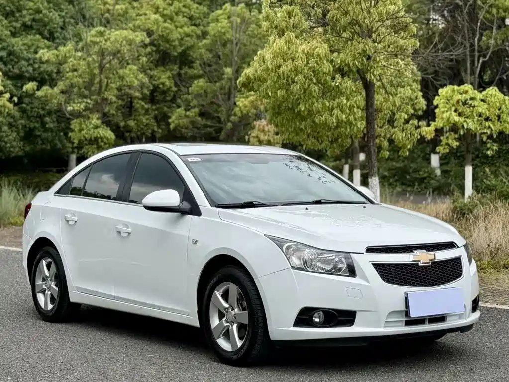 Chevrolet Cruze 2014 — фото 3