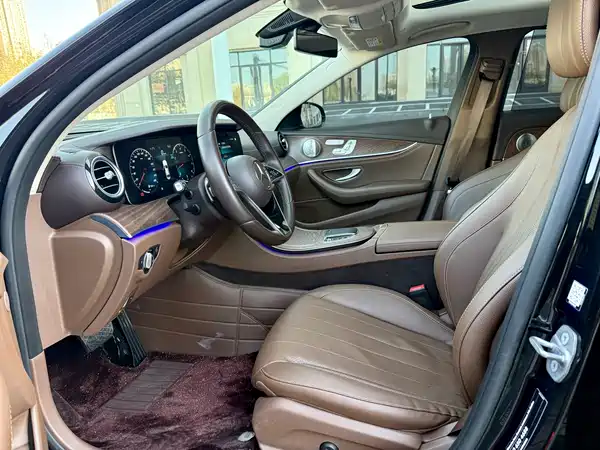 Mercedes-Benz E-Class 2023