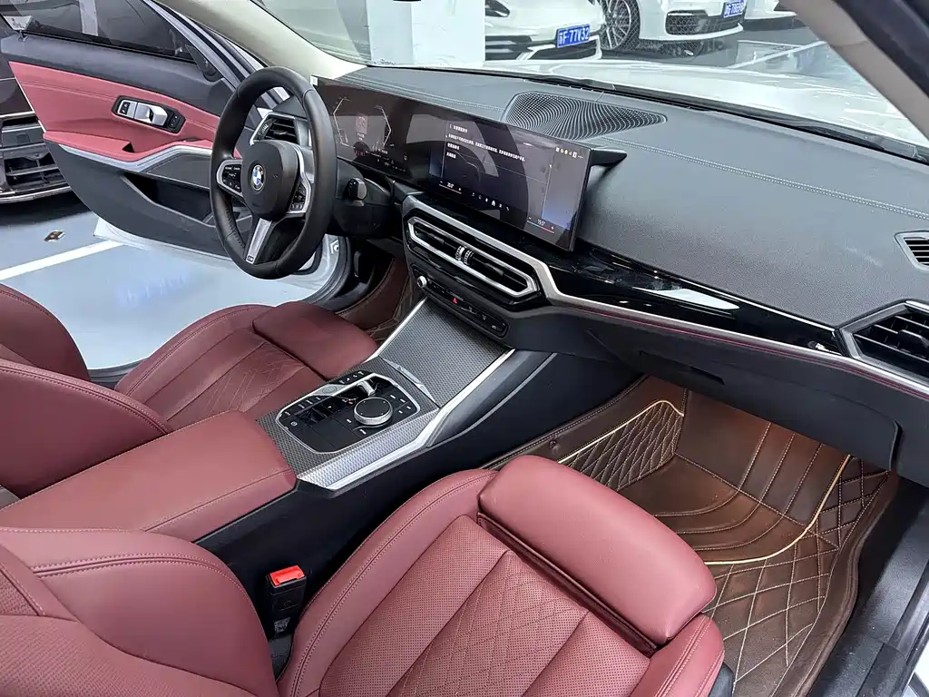 BMW 3 Series 2023 — фото 13