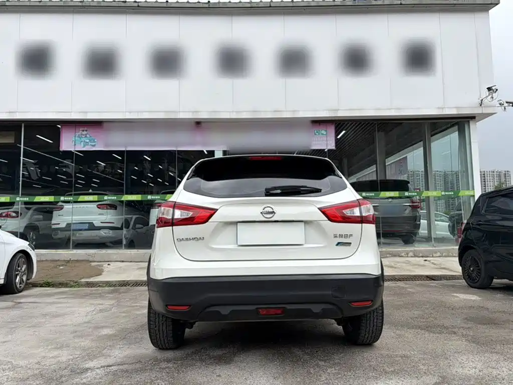 Nissan Qashqai 2017 — фото 12