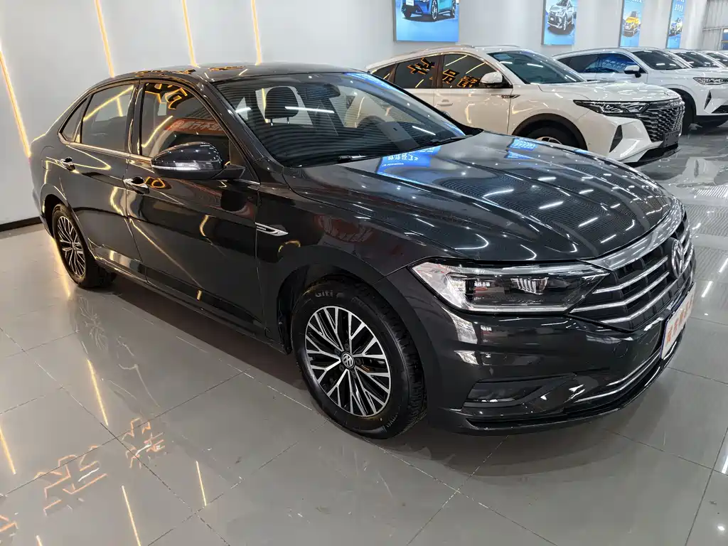 Volkswagen Sagitar 2021