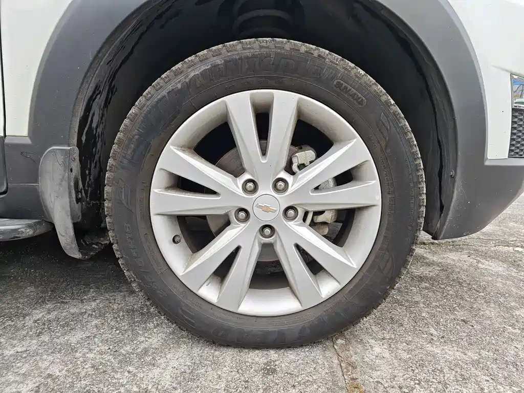 Chevrolet Captiva 2014 — фото 10