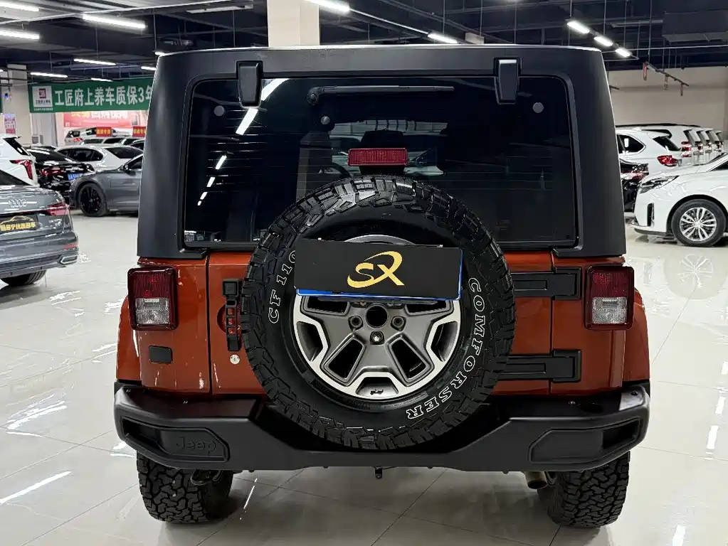 Jeep Wrangler 2014 — фото 5
