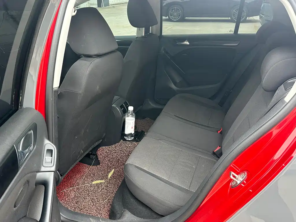 Volkswagen Golf 2012