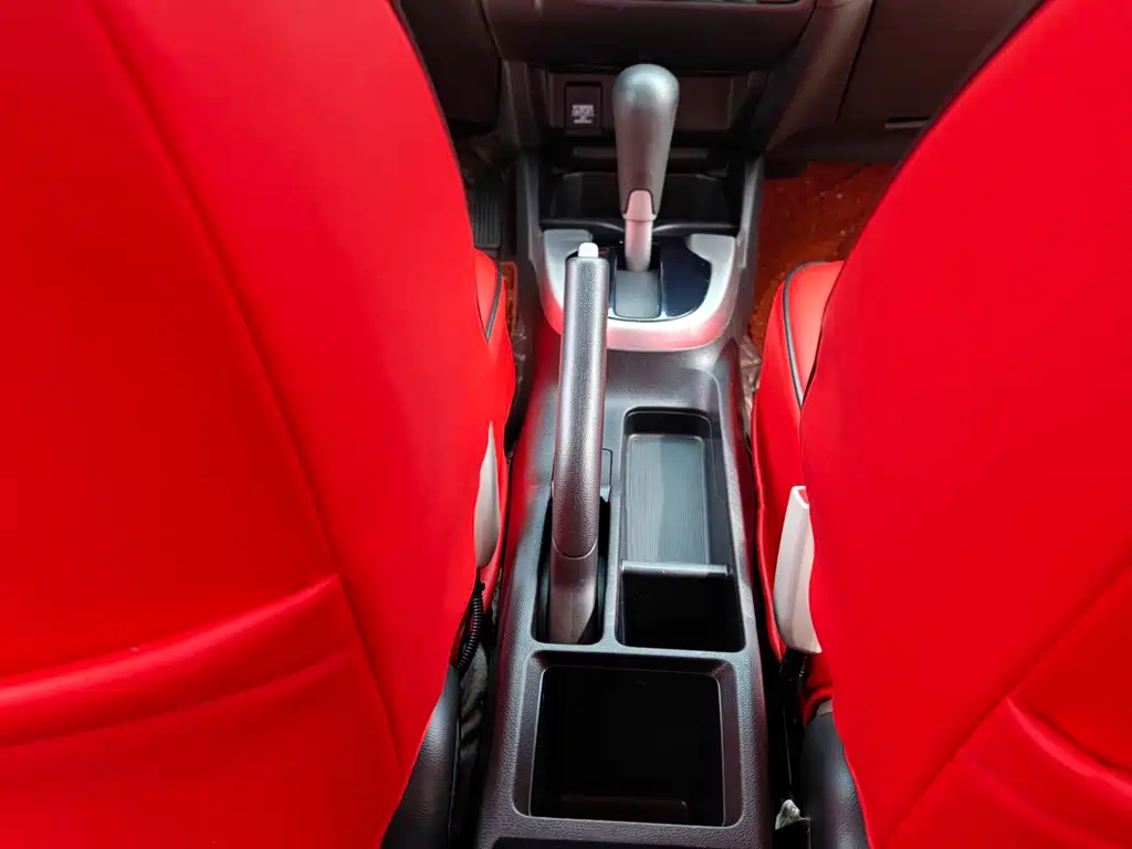 Honda Fit 2016 — фото 19