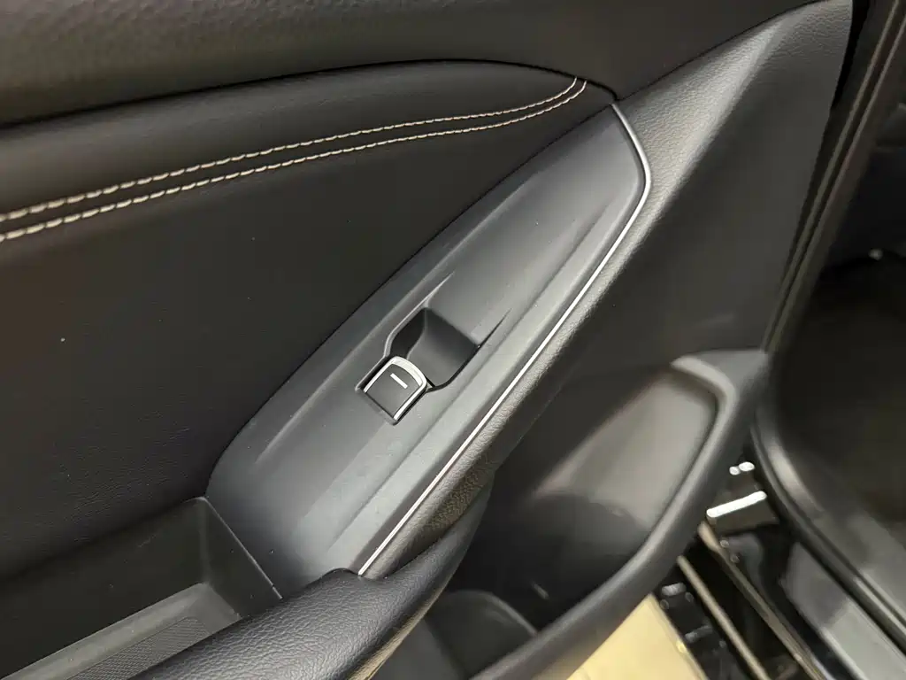 Honda Inspire 2022 — фото 16