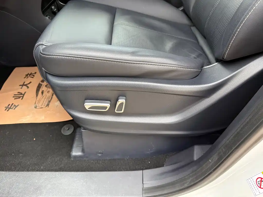 GAC Motor Trumpchi M8 2023 — фото 19