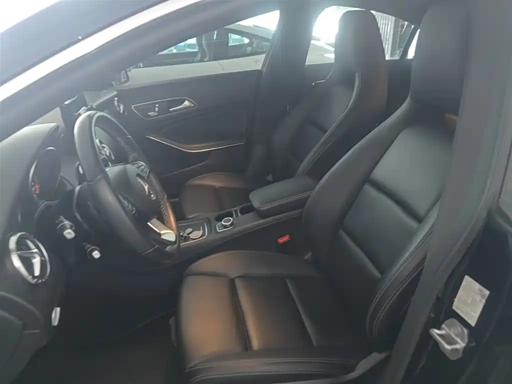 Mercedes-Benz CLA 2018 — фото 15