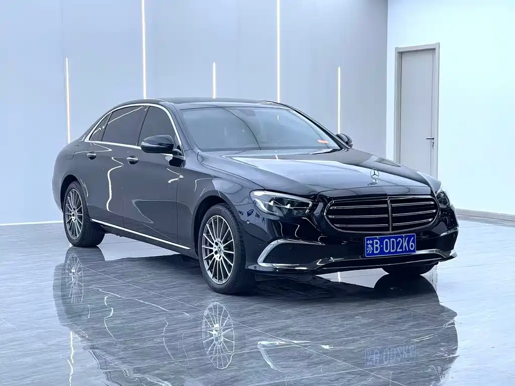 Mercedes-Benz E-Class 2023 — фото 3