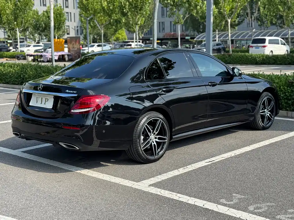 Mercedes-Benz E-Class 2018