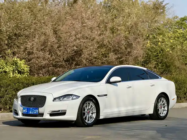 Jaguar XJ 2017