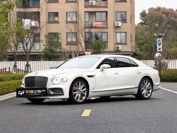 Bentley Flying Spur 2022