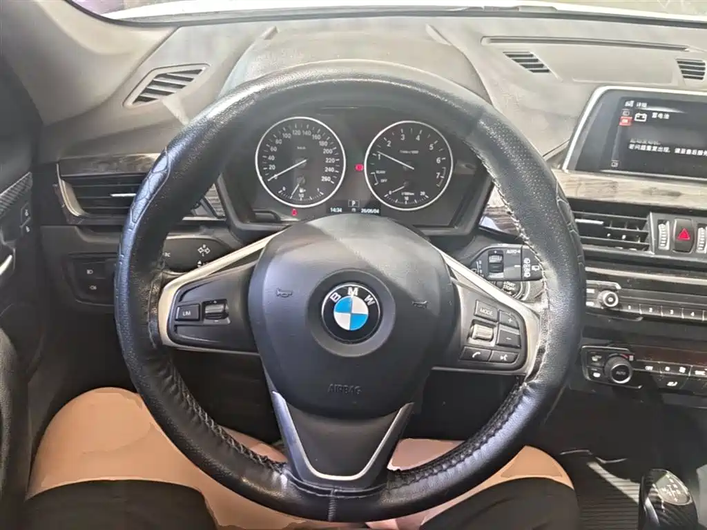 BMW X1 2017 — фото 11