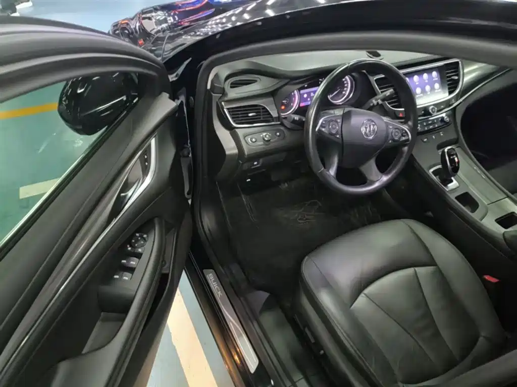 Buick LaCrosse 2020 — фото 16