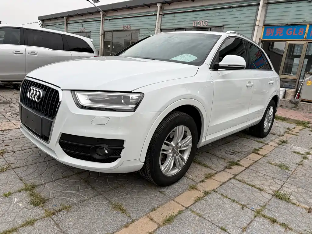 Audi Q3 2016