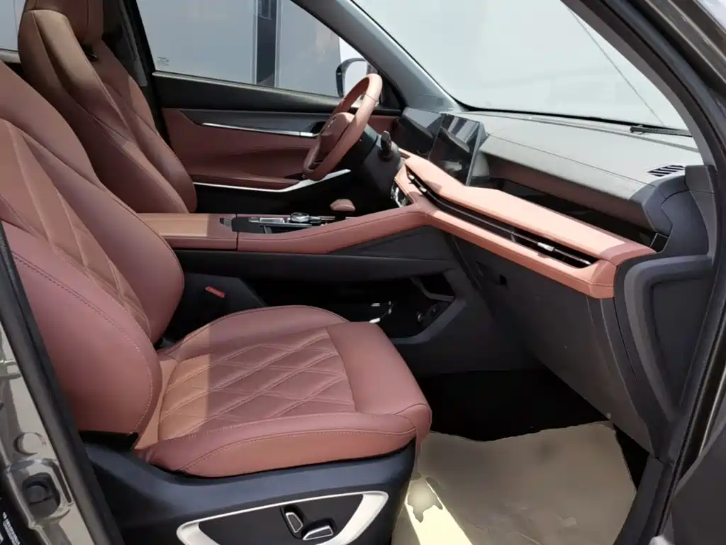 Changan CS75PLUS 2023 — фото 25