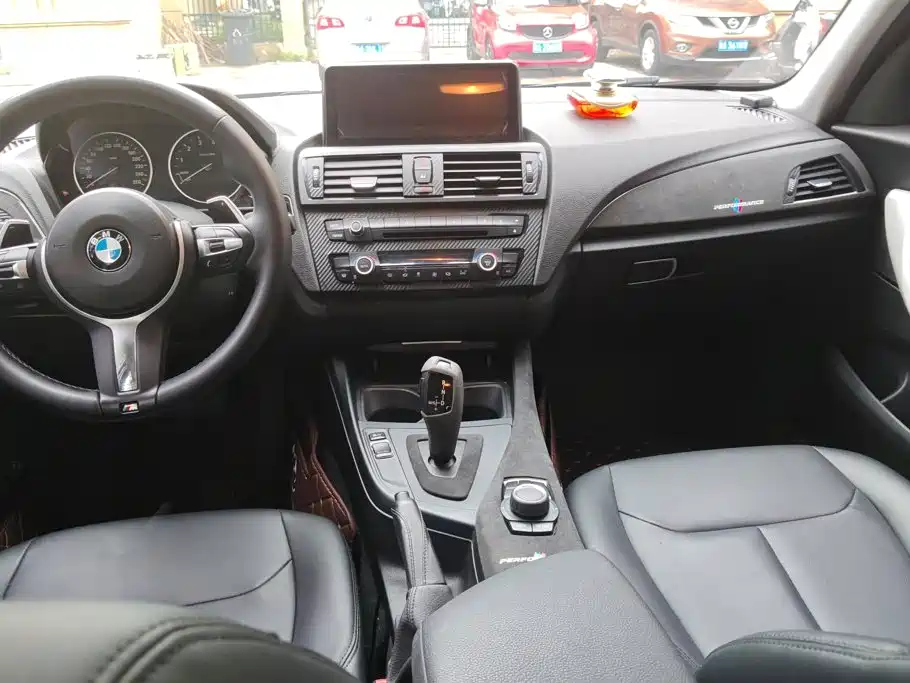 BMW 1 Series 2014 — фото 12