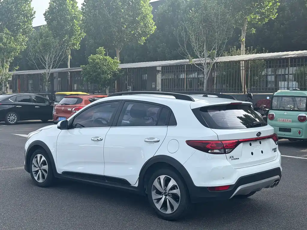 Kia KX Cross 2019