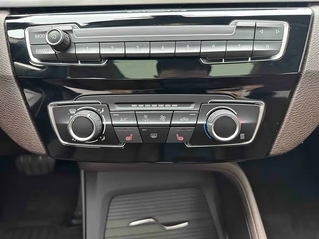 BMW X1 2022 — фото 16