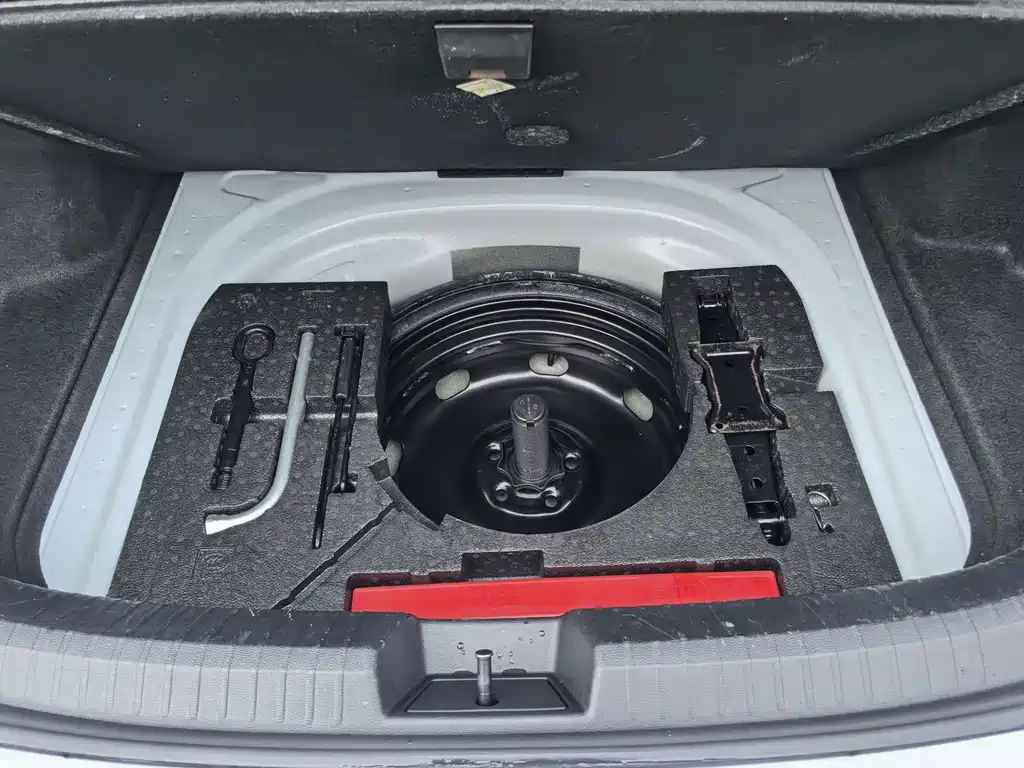 Volkswagen Sagitar 2022
