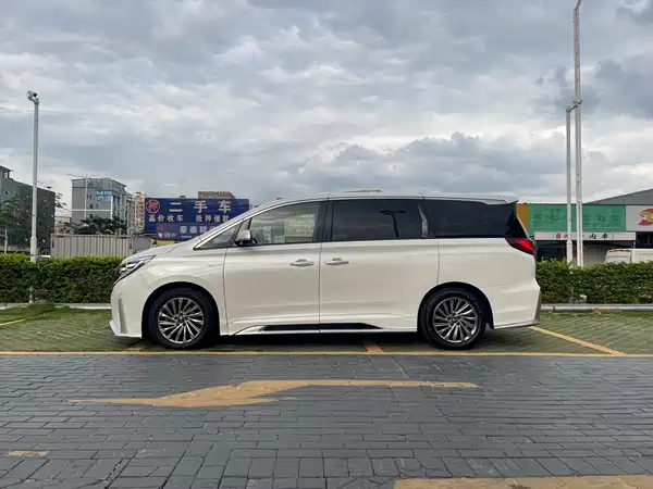 GAC Trumpchi M8 2023