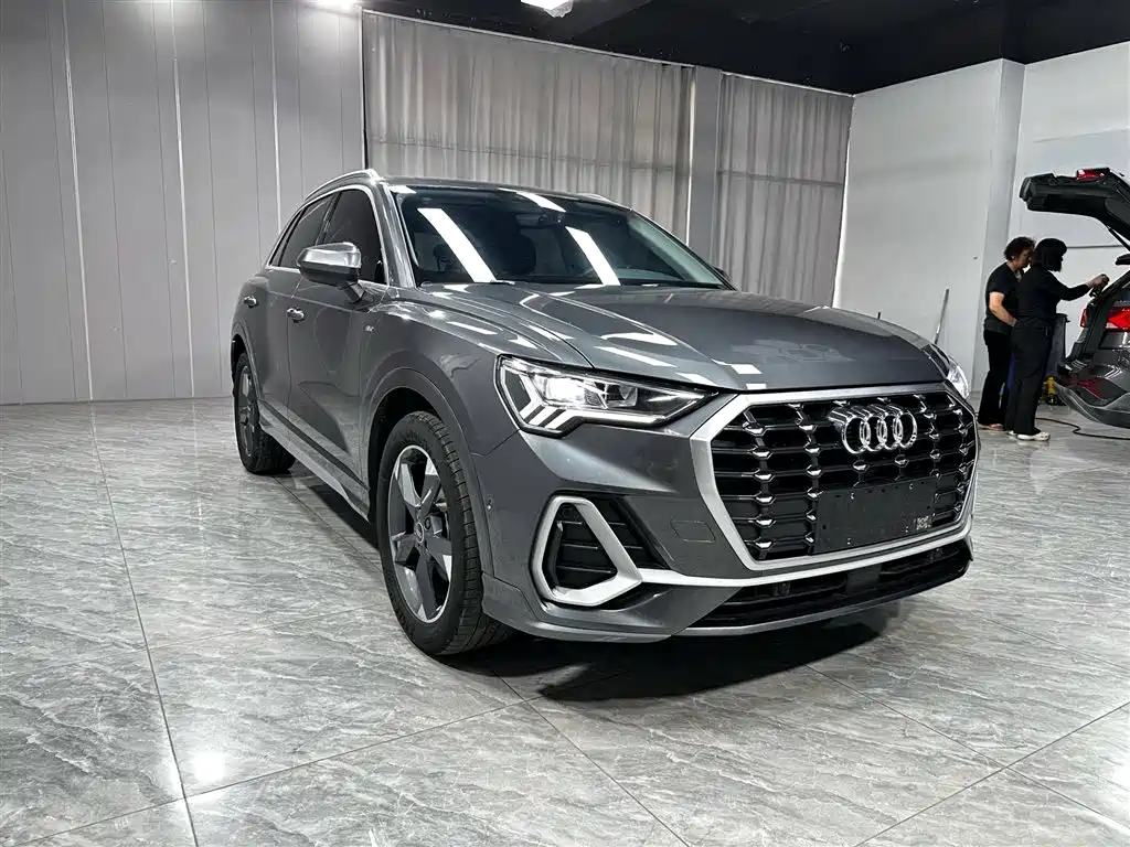 Audi Q3 2023 — фото 3