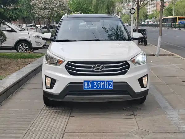 Hyundai ix25 2015