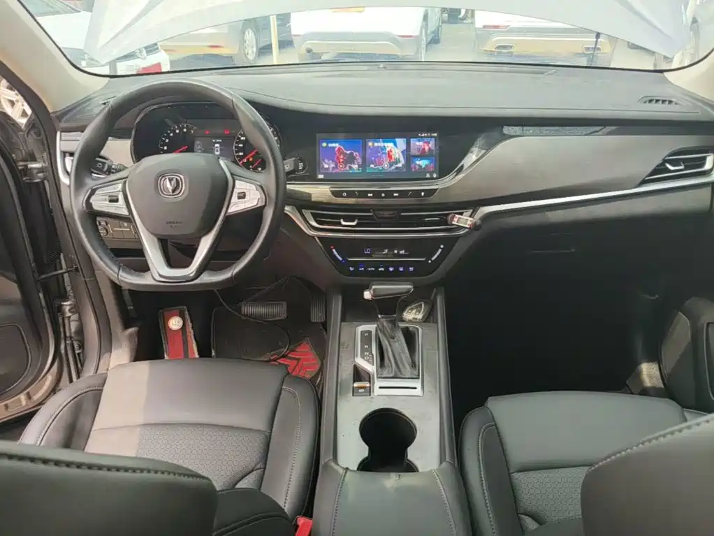 Changan CS35PLUS 2019 — фото 10