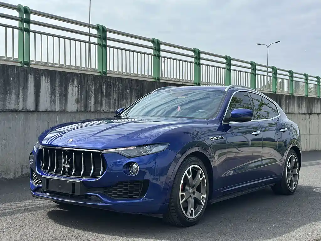 Maserati Levante 2018 — фото 1