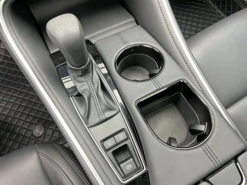 Toyota Avalon 2025 — фото 17