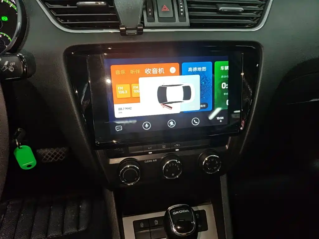 Skoda Octavia 2020 — фото 13