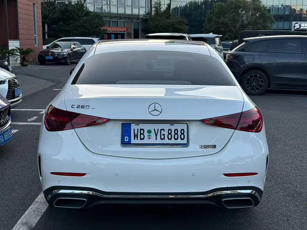 Mercedes-Benz C-Class 2023