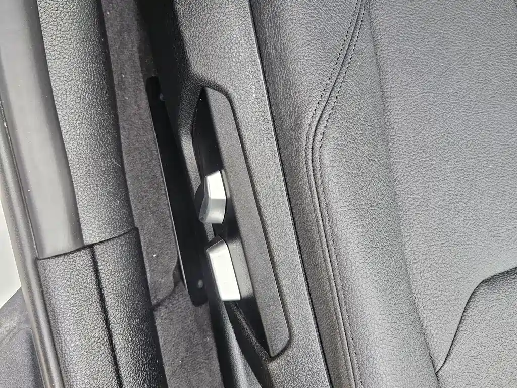 BMW 3 Series 2015 — фото 19